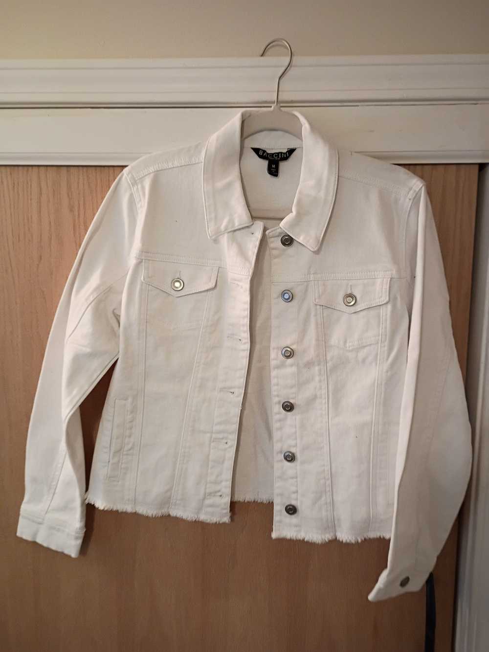 Baccini Women's White Frayed-Hem Jean Jacket